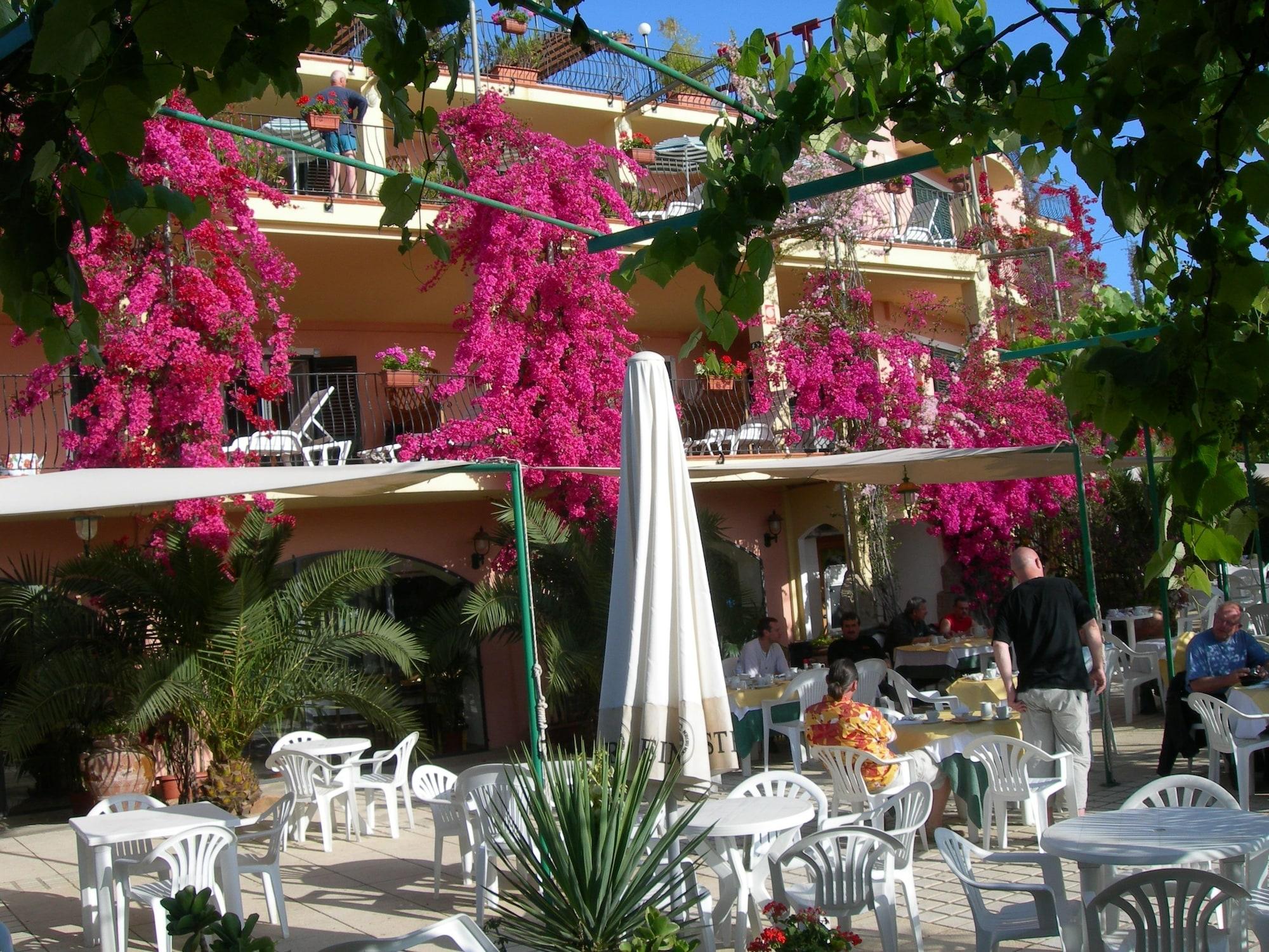 Domus De Janas Sul Mare Ξενοδοχείο Bari Sardo Εξωτερικό φωτογραφία